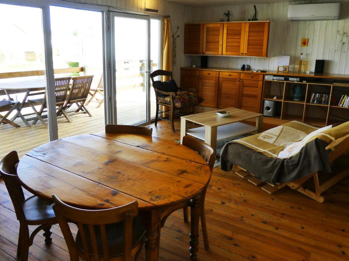 Un Chalet En Bois A La Plage جرْويسا المظهر الخارجي الصورة